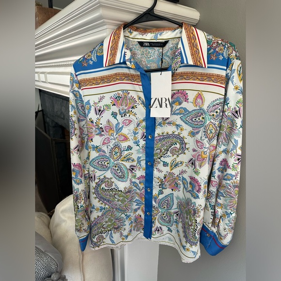 ZARA SILK PAISLEY BUTTON DOWN SHIRT. GORGEOUS! - Picture 3 of 6